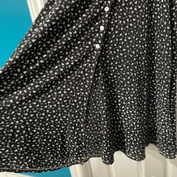 Floral Maxi Dress - Picture 4 of 7